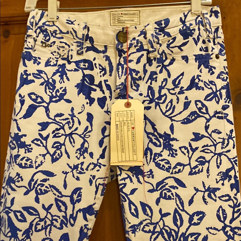 DVF Diane Furstenberg Loves Current/Elliott Blue Floral Classic Skinny Jeans 27